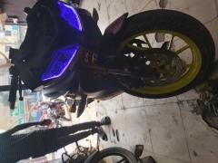 YAMAHA R15 V3